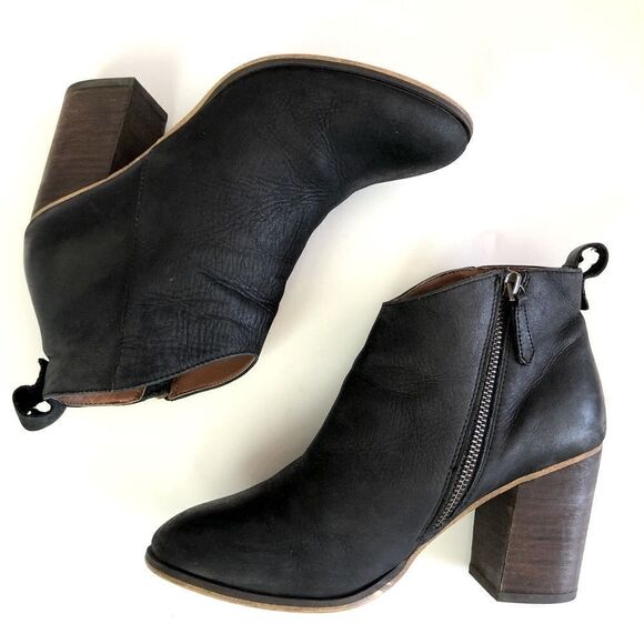 BP Lance Leather Block Heel Bootie - Picture 6 of 16